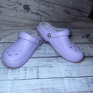 CROCS Dual Comfort Faux Fur Clogs Light Purple Women’s Size 7/Men’s 5